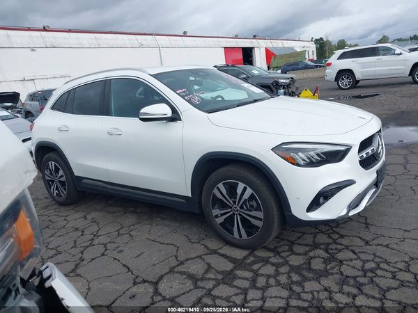 2025 MERCEDES-BENZ GLA 250 4MATIC — I116