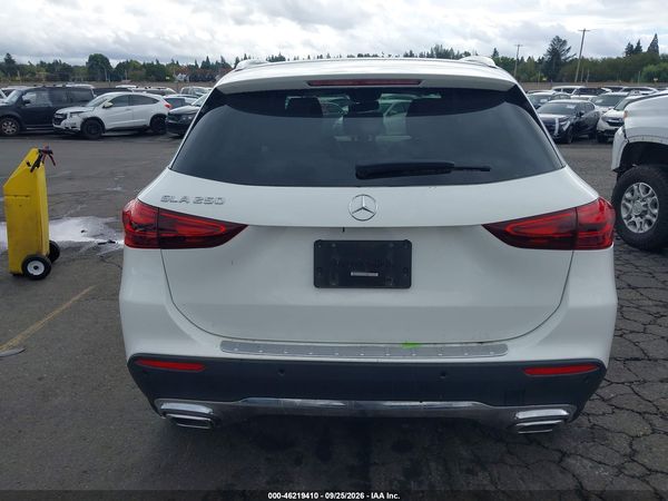 2025 MERCEDES-BENZ GLA 250 4MATIC — I119