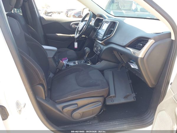 2016 JEEP CHEROKEE LATITUDE — I5