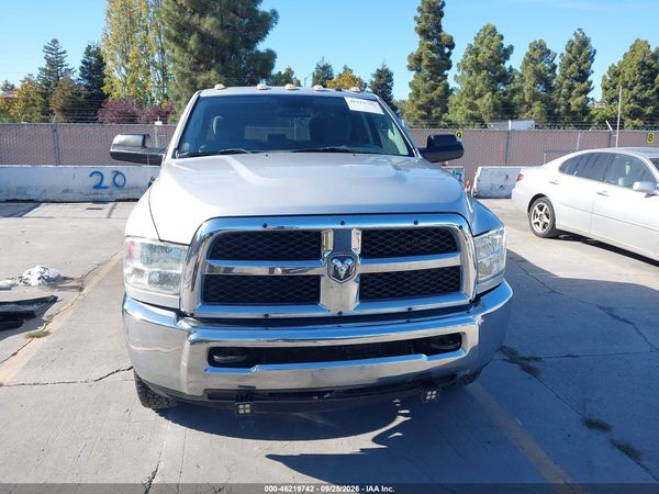 2017 RAM 3500 TRADESMAN  4X4 8' BOX — I115