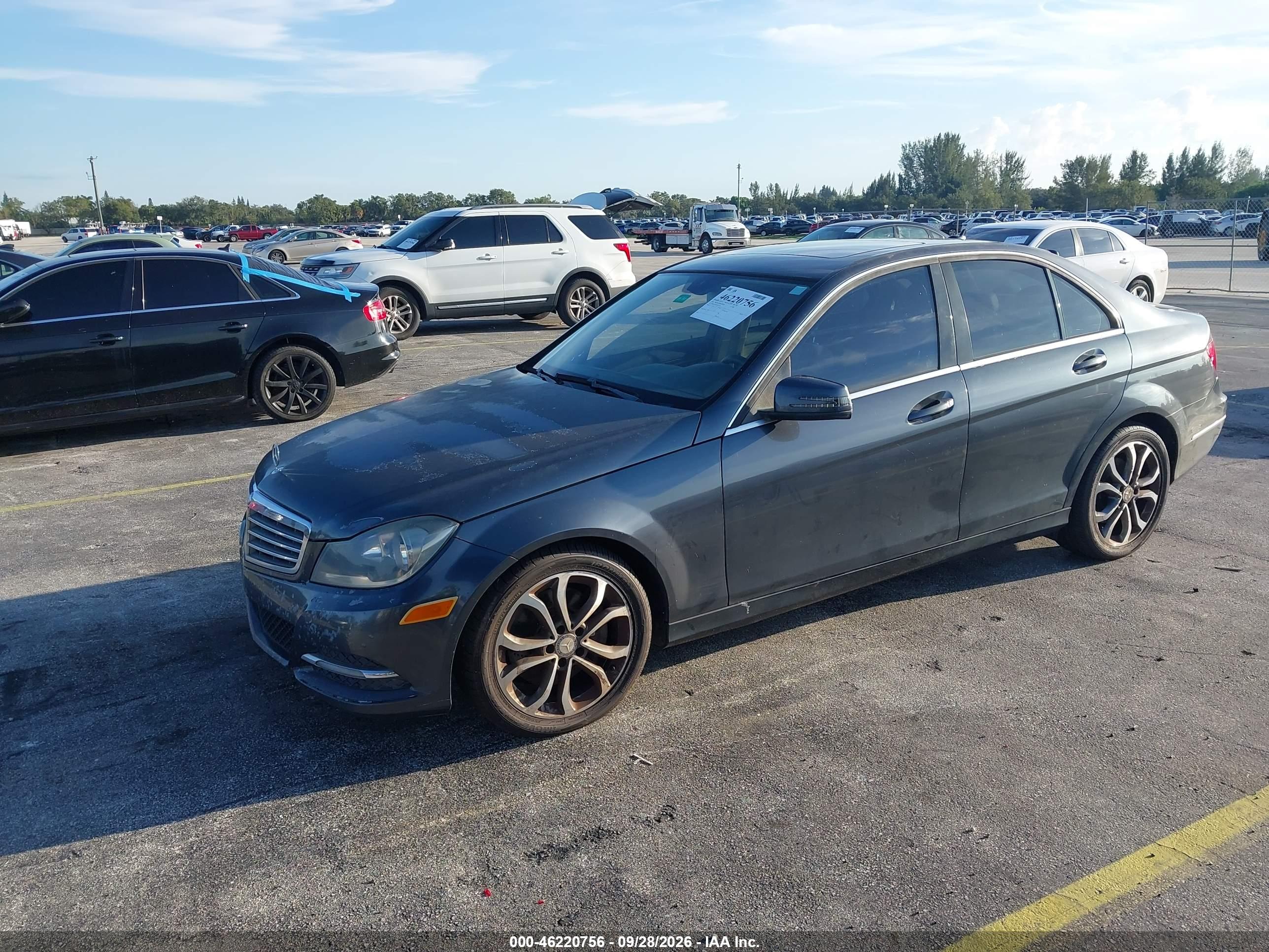 2014 MERCEDES-BENZ C 300 LUXURY 4MATIC — I2