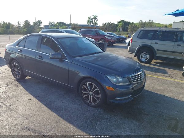 2014 MERCEDES-BENZ C 300 LUXURY 4MATIC — I1