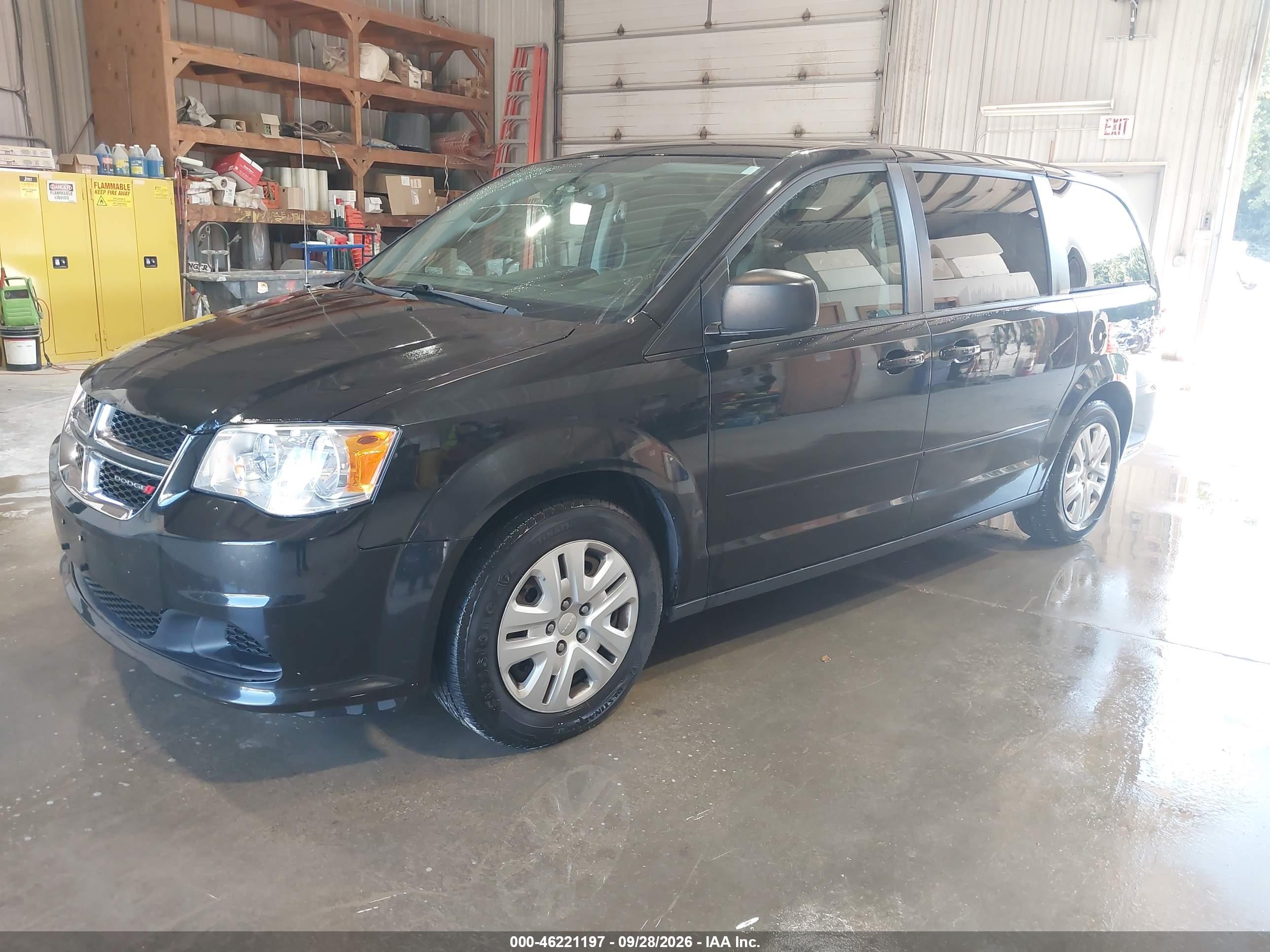 2017 DODGE GRAND CARAVAN SE — I2