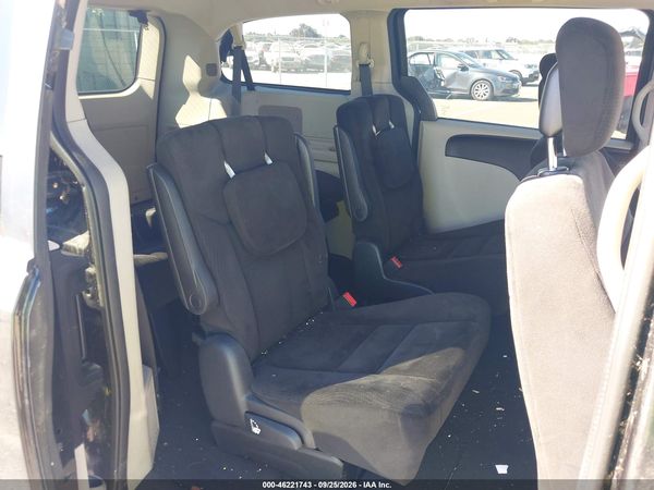 2014 DODGE GRAND CARAVAN SE — I8