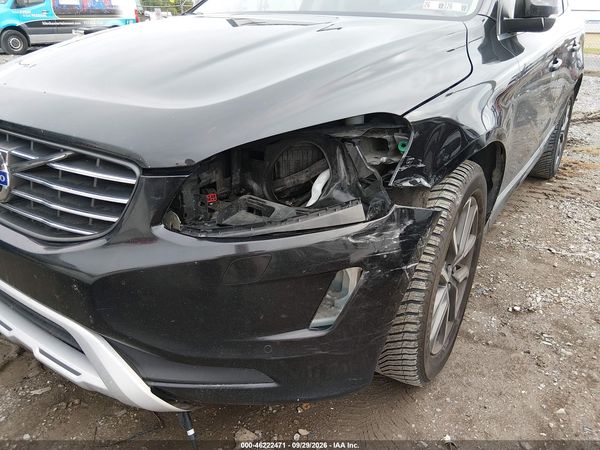 2017 VOLVO XC60 T6 DYNAMIC — I6