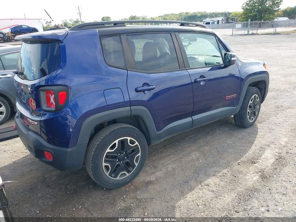 2016 JEEP RENEGADE TRAILHAWK — I4