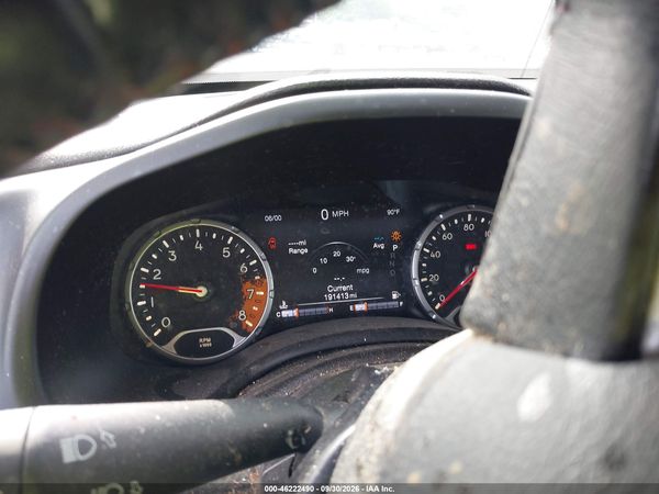 2016 JEEP RENEGADE TRAILHAWK — I7