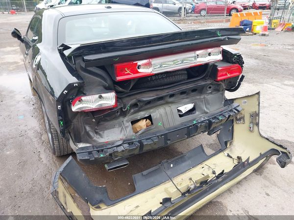 2014 DODGE CHALLENGER SXT PLUS — I6