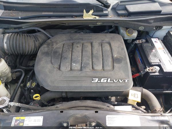 2014 DODGE GRAND CARAVAN SXT — I10