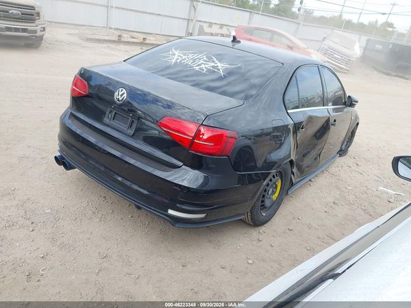 2017 VOLKSWAGEN JETTA GLI — I4