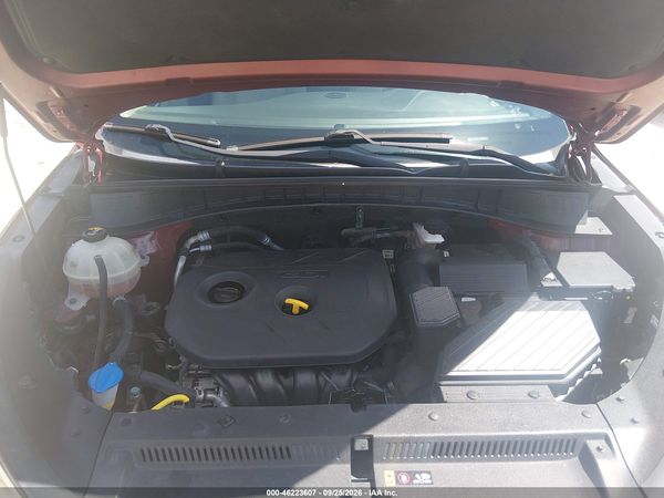 2016 HYUNDAI TUCSON SE — I10