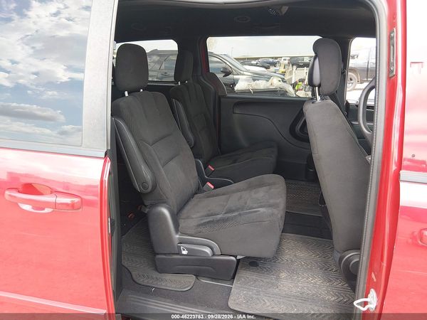 2015 DODGE GRAND CARAVAN SE PLUS — I8