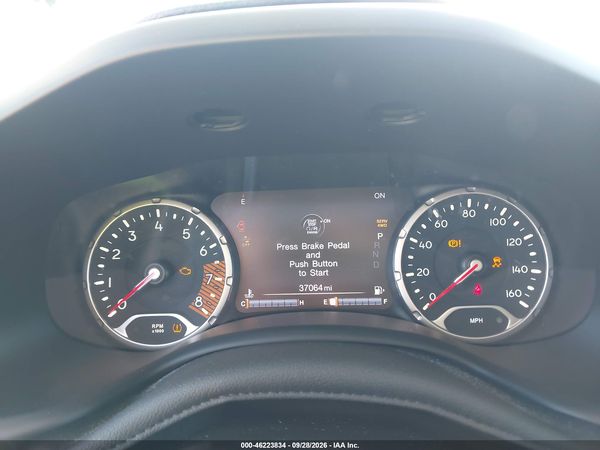 2022 JEEP RENEGADE LATITUDE 4X4 — I7
