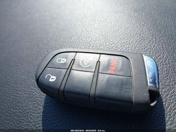 2022 JEEP RENEGADE LATITUDE 4X4 — I11