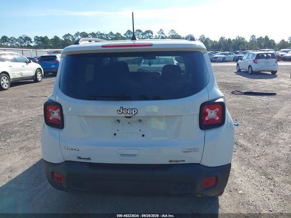 2022 JEEP RENEGADE LATITUDE 4X4 — I119