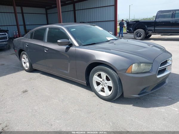 2014 DODGE CHARGER SE — I1