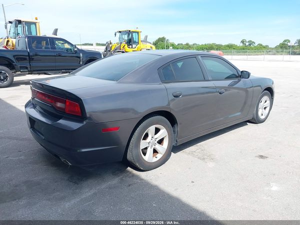 2014 DODGE CHARGER SE — I4