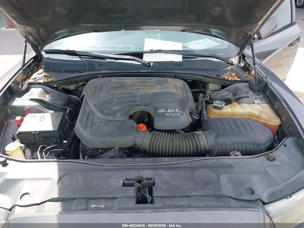 2014 DODGE CHARGER SE — I10