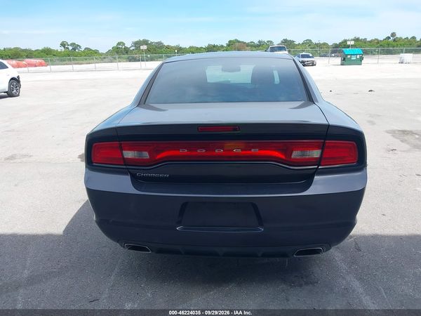 2014 DODGE CHARGER SE — I119