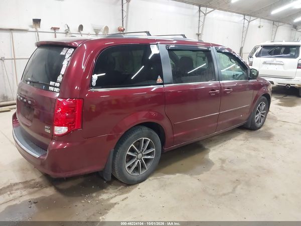 2017 DODGE GRAND CARAVAN SXT — I4