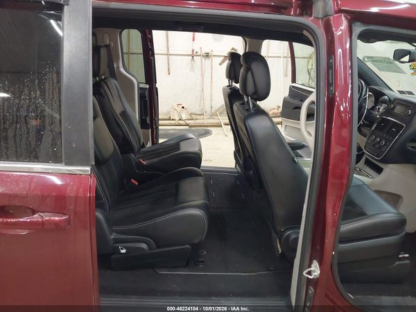 2017 DODGE GRAND CARAVAN SXT — I8