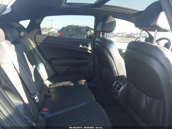2017 KIA OPTIMA SXL TURBO — I8
