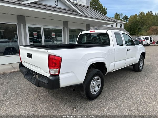 2016 TOYOTA TACOMA SR — I4
