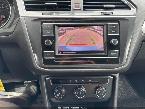2019 VOLKSWAGEN TIGUAN 2.0T S — I6