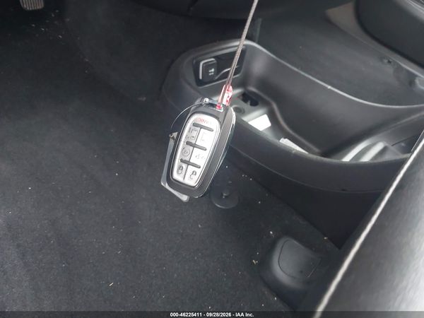 2027 CHRYSLER PACIFICA Select — I11