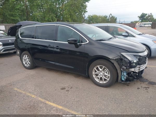 2027 CHRYSLER PACIFICA Select — I116