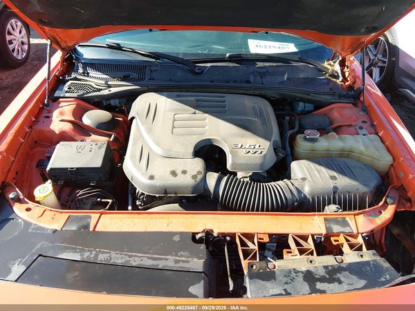2016 DODGE CHALLENGER SXT PLUS — I10