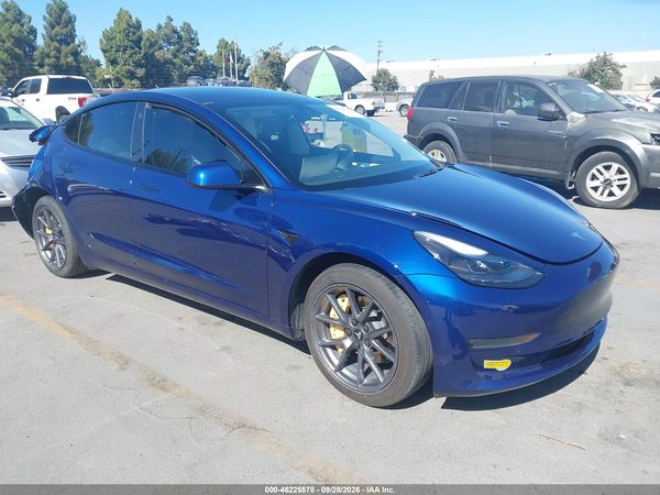 2022 TESLA MODEL 3 REAR-WHEEL DRIVE — I1