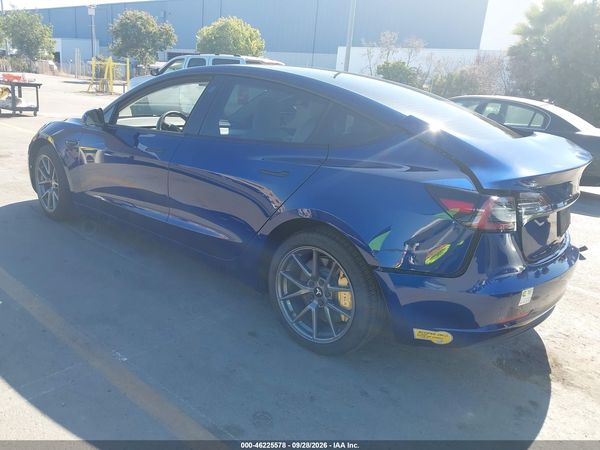 2022 TESLA MODEL 3 REAR-WHEEL DRIVE — I3