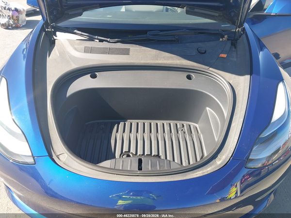 2022 TESLA MODEL 3 REAR-WHEEL DRIVE — I10
