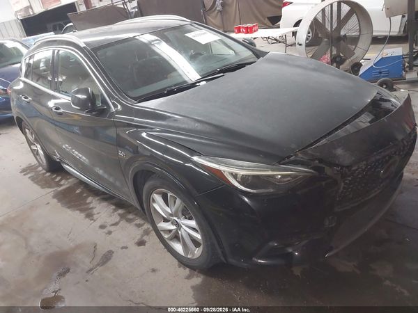 2019 INFINITI QX30 LUXE — I1