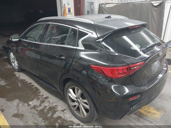 2019 INFINITI QX30 LUXE — I3