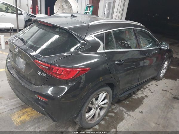 2019 INFINITI QX30 LUXE — I4