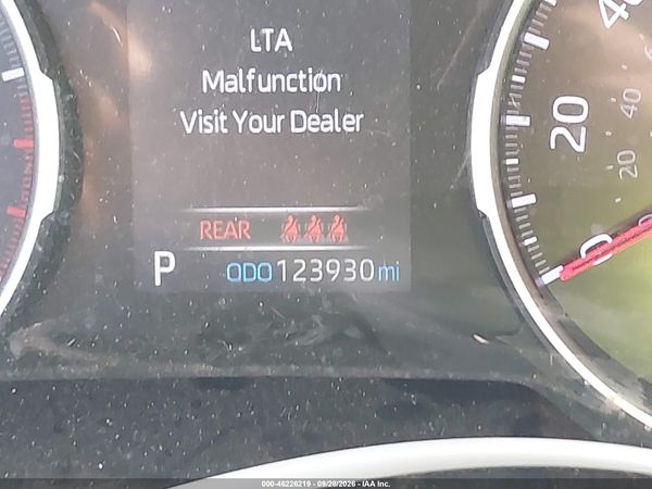 2019 TOYOTA RAV4 LE — I118