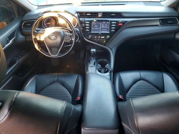 2020 TOYOTA CAMRY
