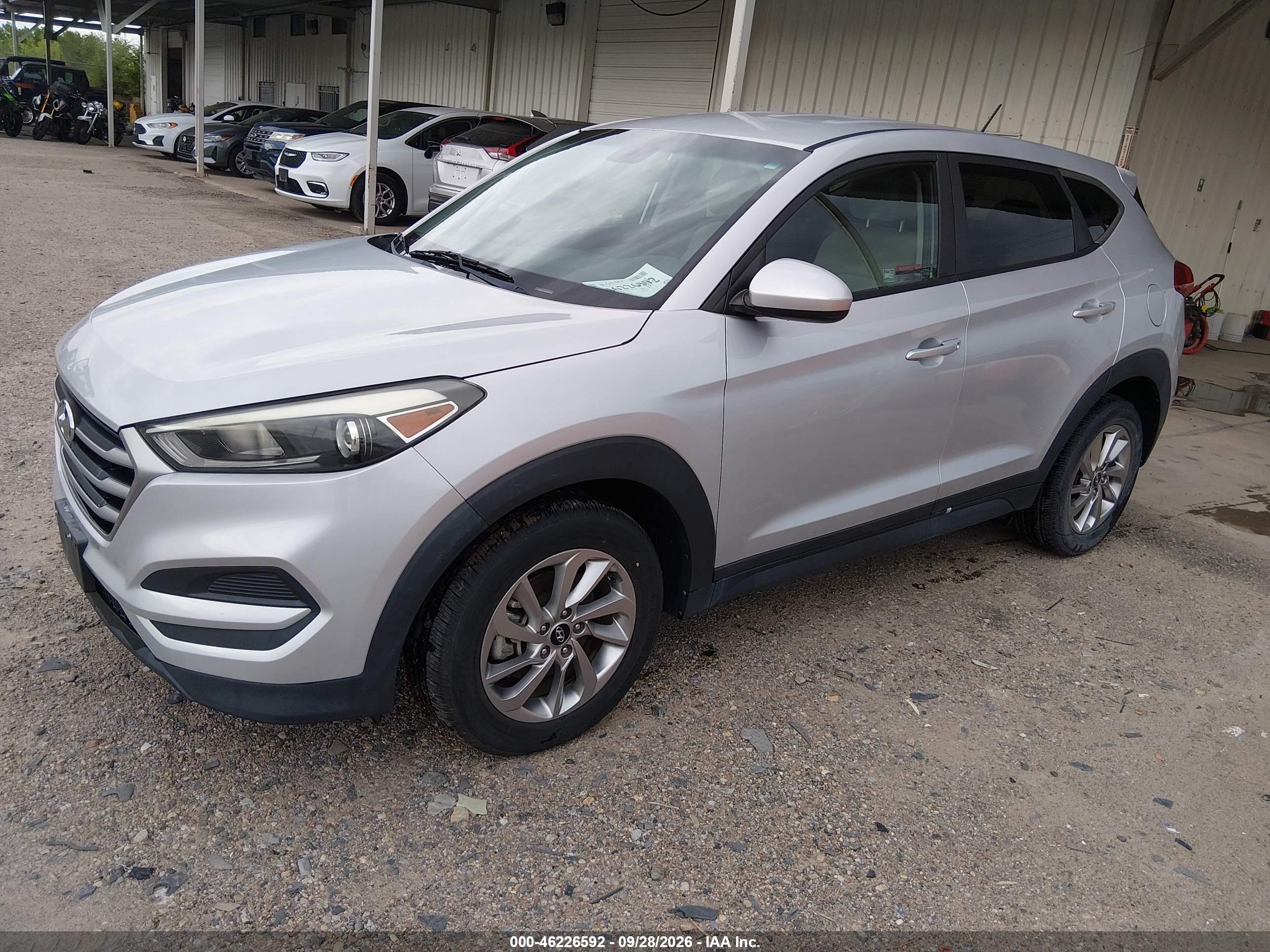 2018 HYUNDAI TUCSON SE — I2