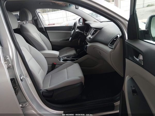 2018 HYUNDAI TUCSON SE — I5