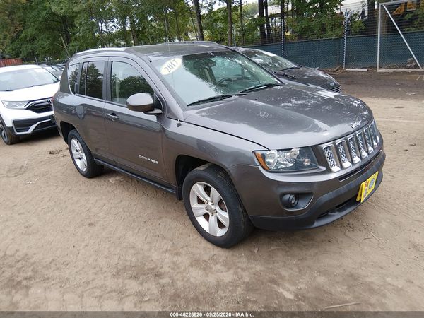 2017 JEEP COMPASS LATITUDE 4X4 — I1