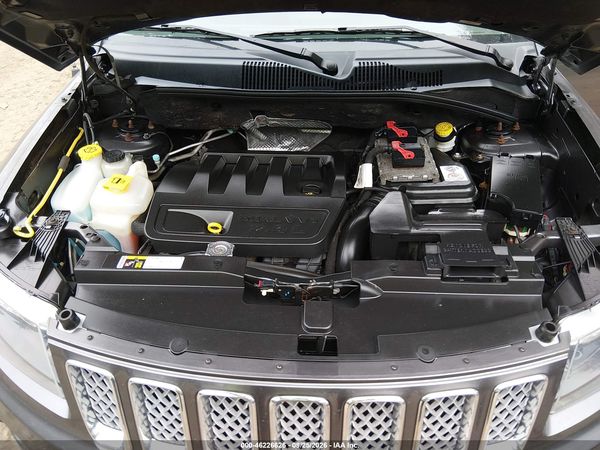2017 JEEP COMPASS LATITUDE 4X4 — I10