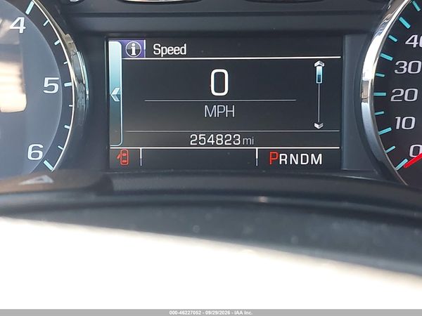 2015 CHEVROLET SUBURBAN LT — I118
