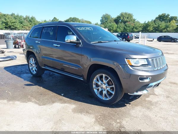 2016 JEEP GRAND CHEROKEE SUMMIT — I1