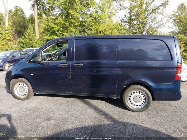 2016 MERCEDES-BENZ METRIS — I117