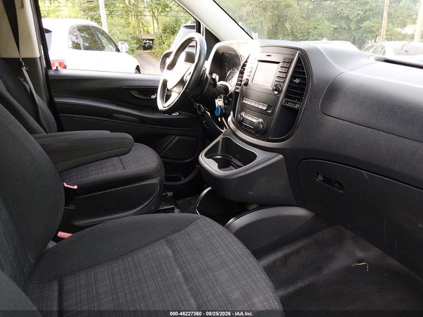 2016 MERCEDES-BENZ METRIS — I155