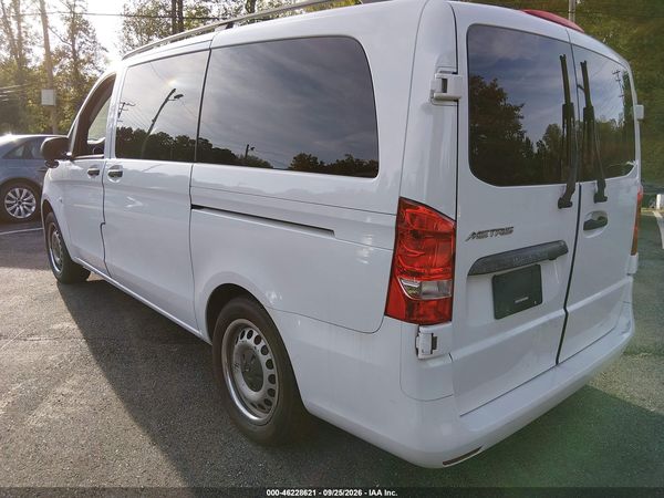 2016 MERCEDES-BENZ METRIS — I3