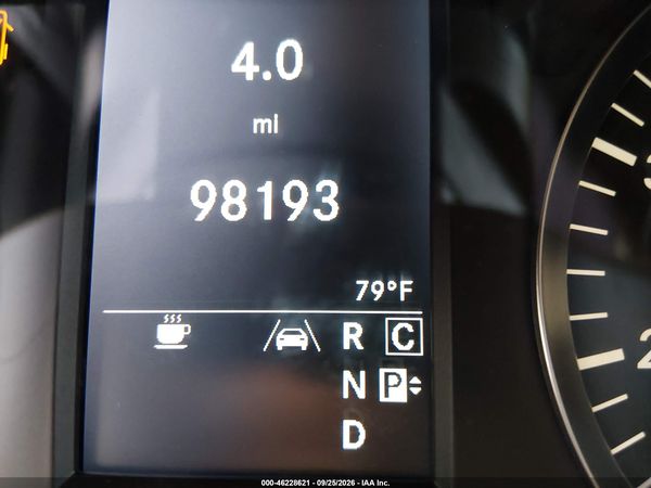 2016 MERCEDES-BENZ METRIS — I118