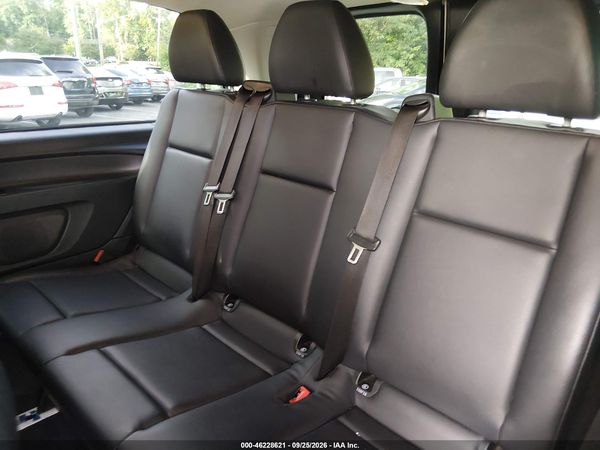 2016 MERCEDES-BENZ METRIS — I153